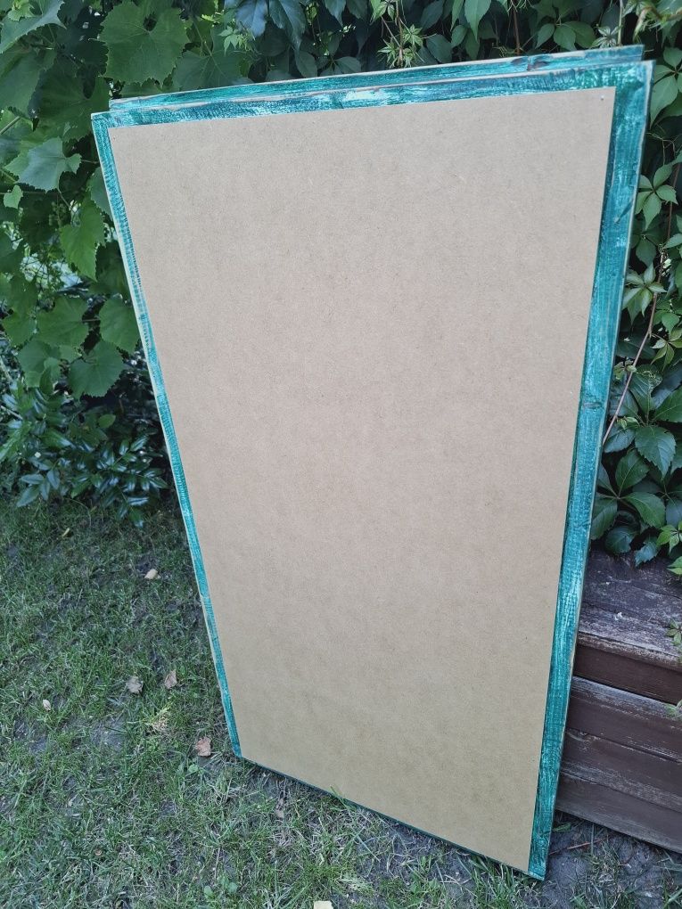 Lustro ze starego okna. Zielone.