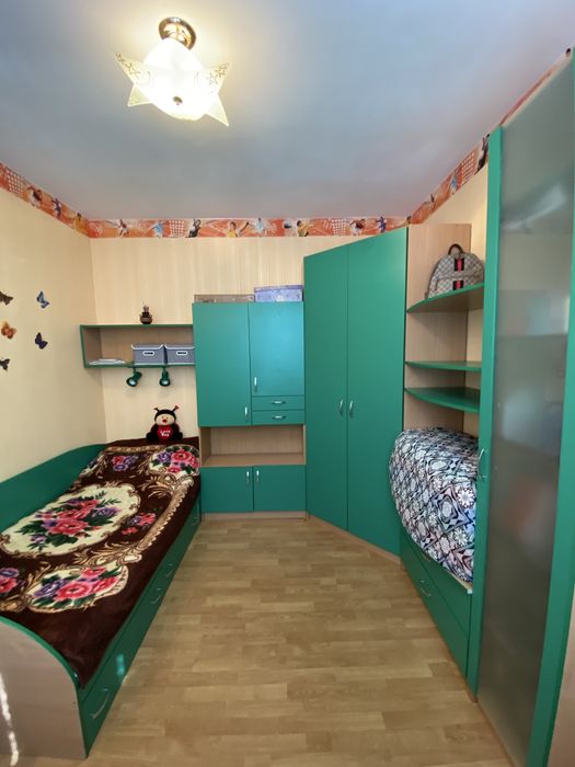 Продаж 4-к квартири на Бабурці