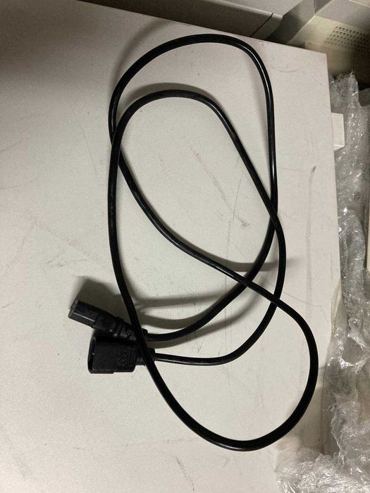 Кабель живлення C13 - C14 (для підключення безперебійника)