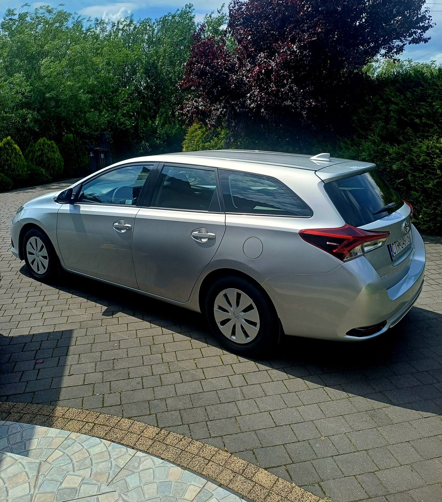 Toyota Auris Kombi 1,4 diesel