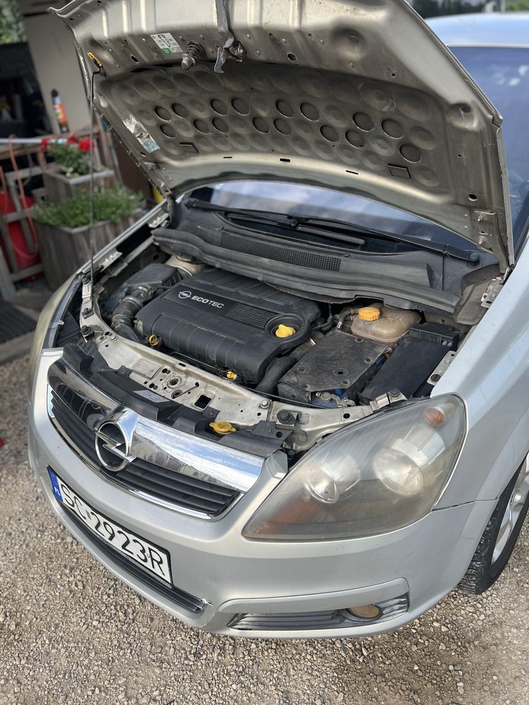 Opel zafira 7- osobowa 1.9 CDTI Bogate wyposazenie Faktura VAT