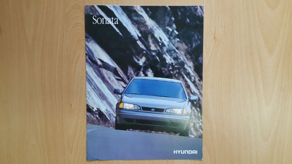 Prospekt Hyundai Sonata. Język niemiecki.