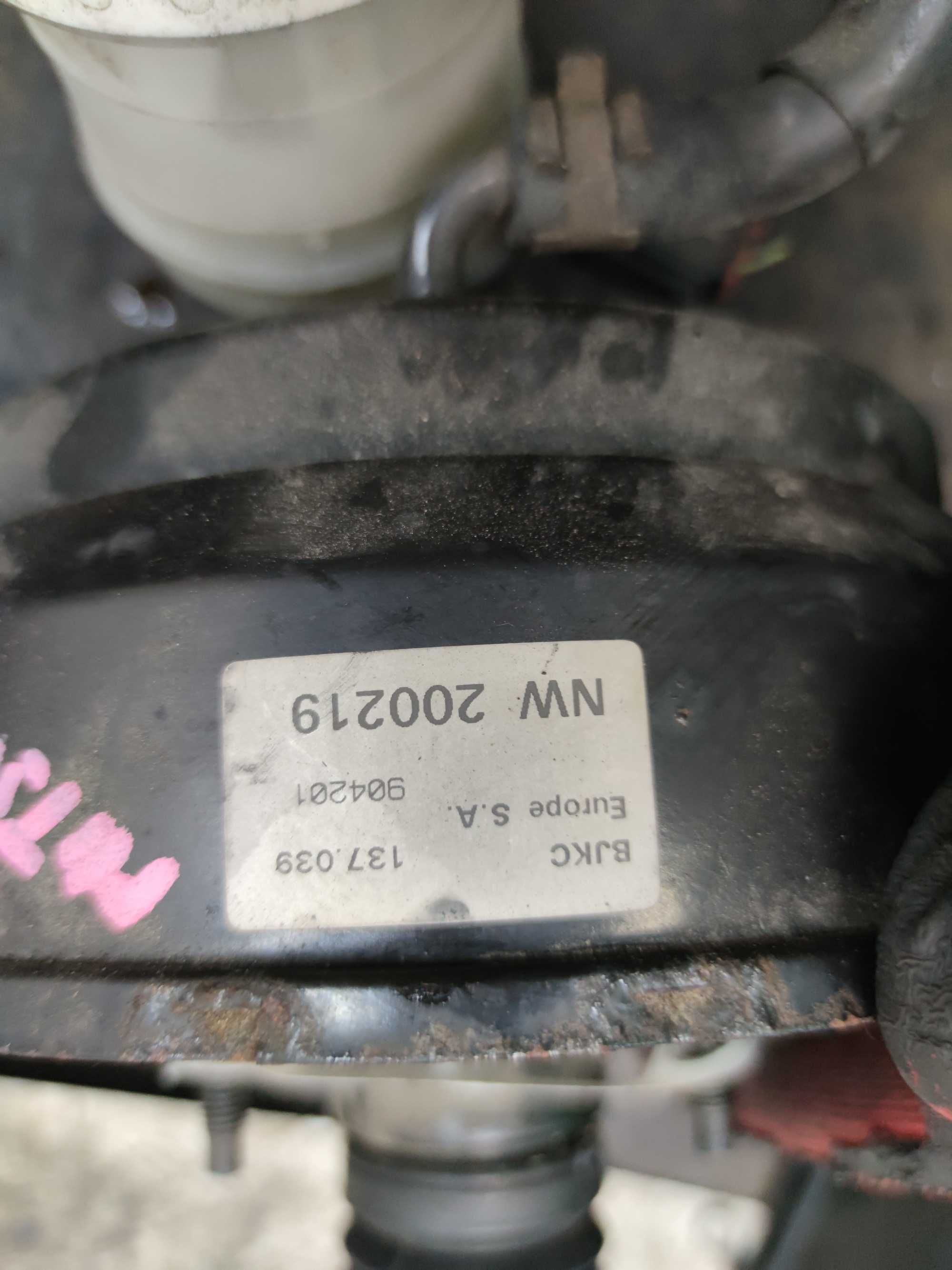Mitsubishi Carisma 1.6 1.9 Serwo Pompa Hamulcowa
