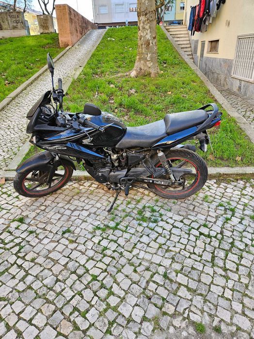 Mota cbf 125 preta