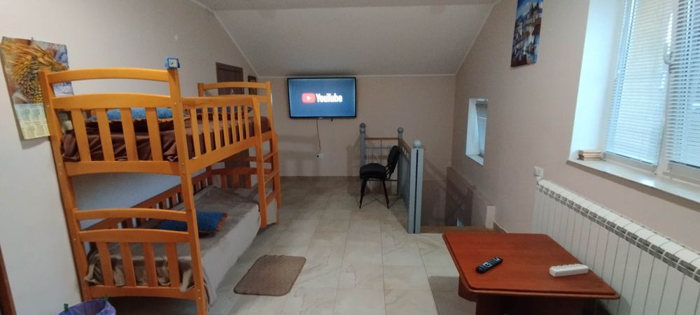 Частина особняка подобово у Львові.