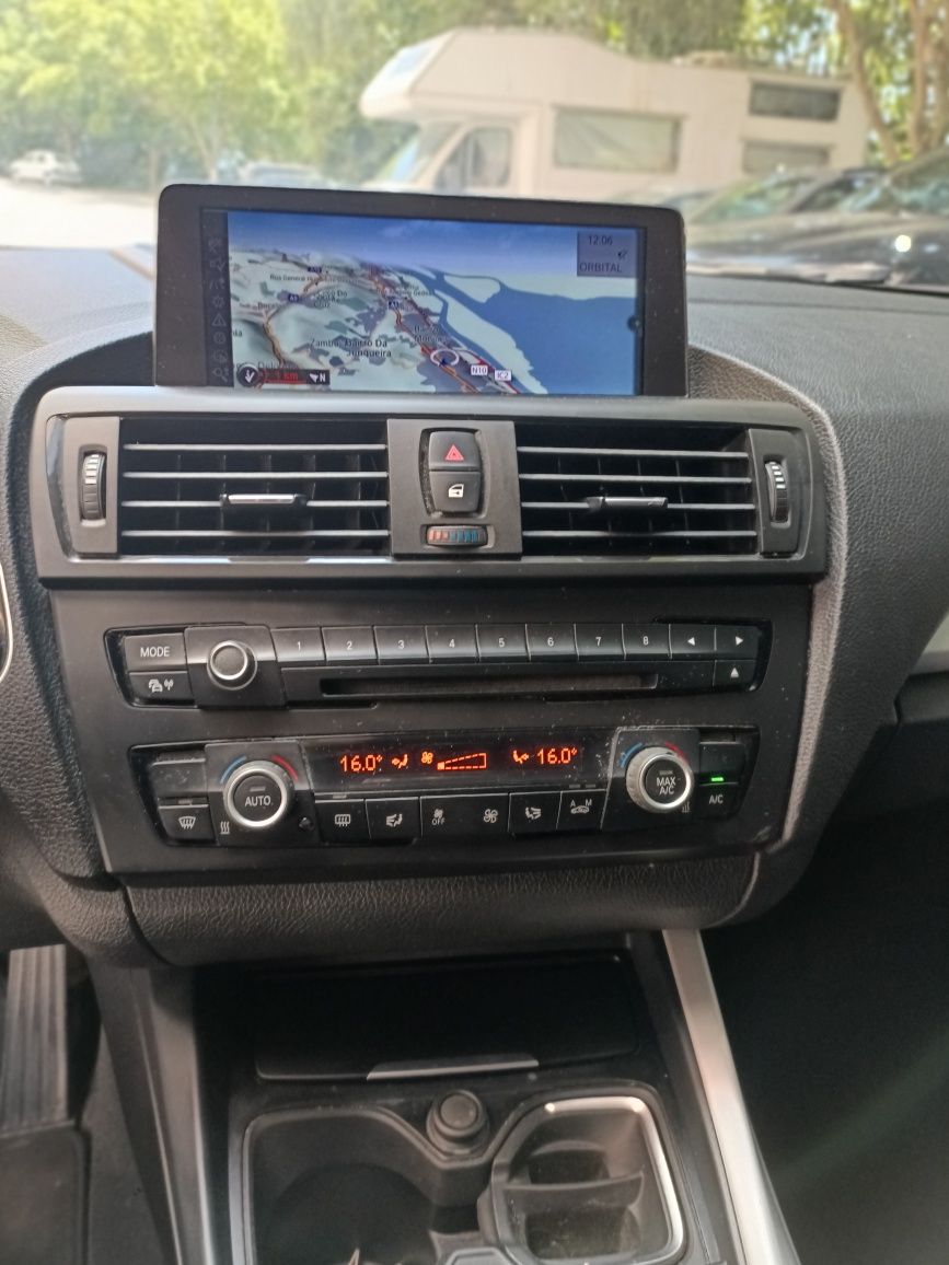 Bmw 116D  EfficientDynamics Line Sport