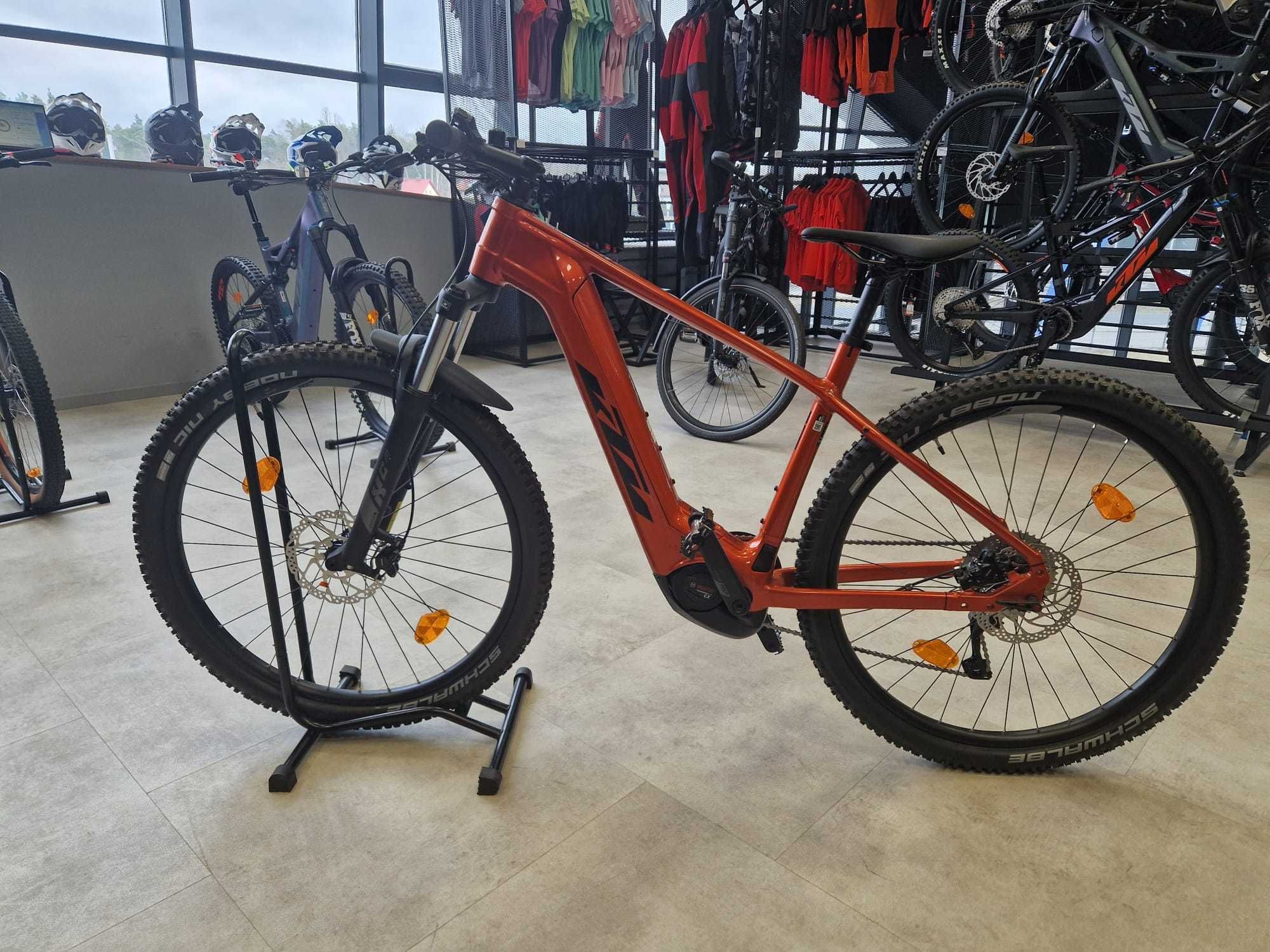 KTM Macina Team 793