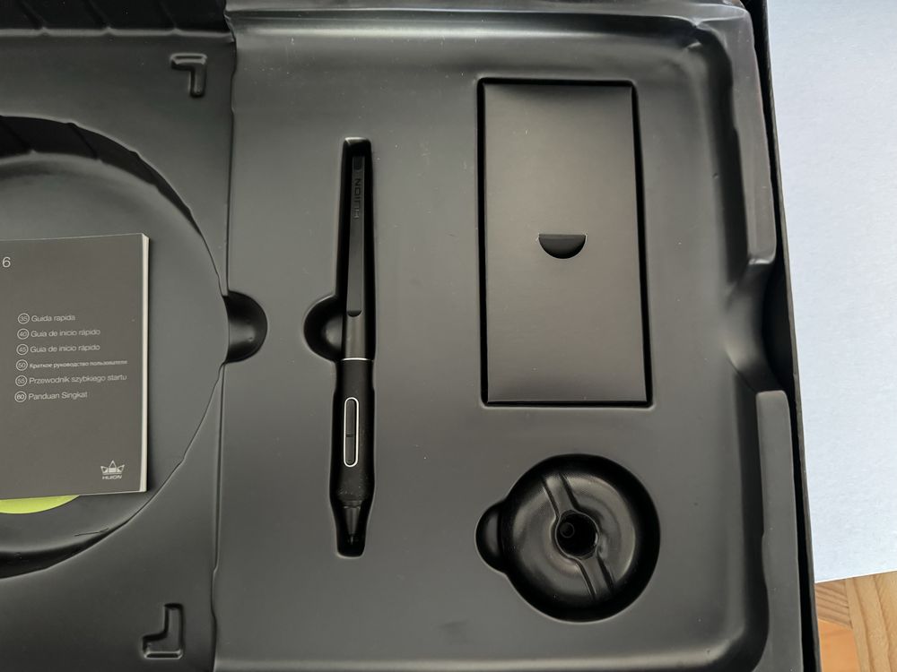 Mesa grafica Huion 16” HD