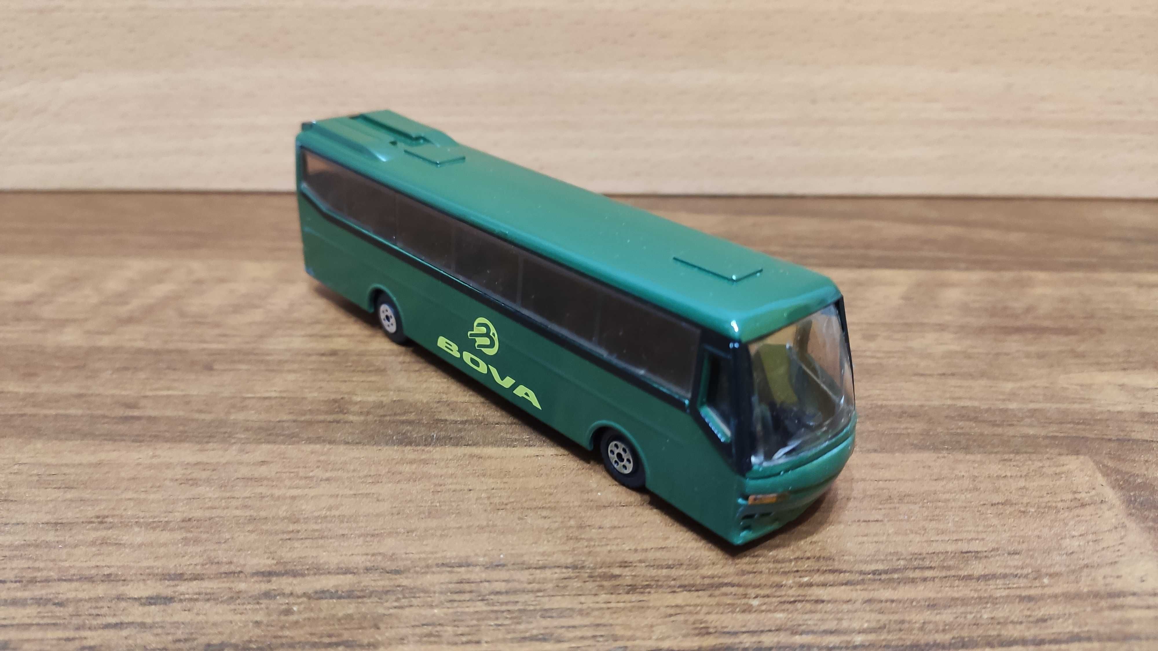 Model autobusu: BOVA Futura - zielona BOVA Bus [Holland Oto]