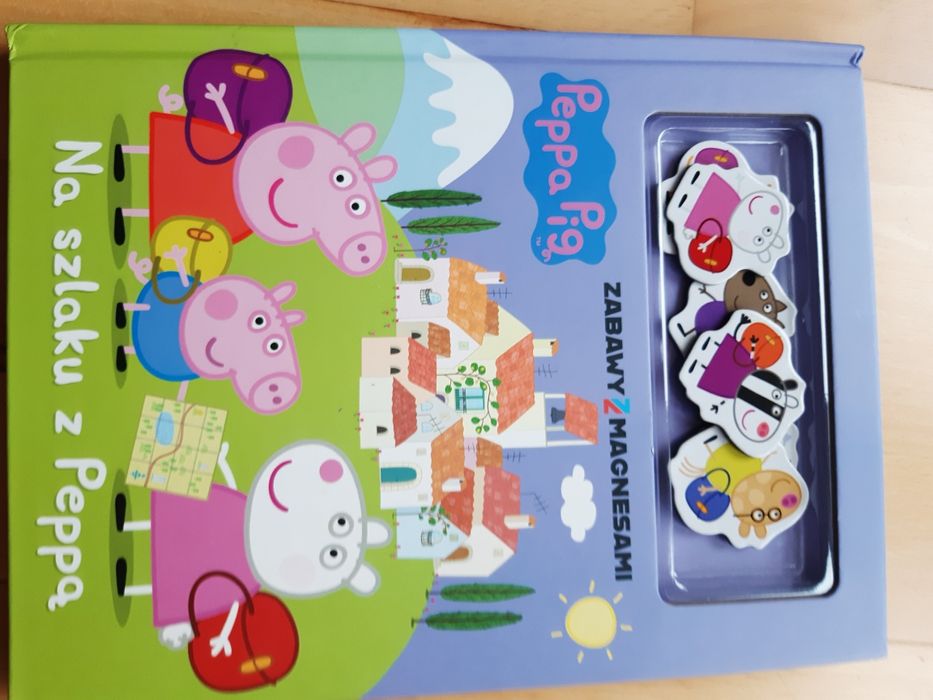 Ksiazeczka z magnesami Peppa