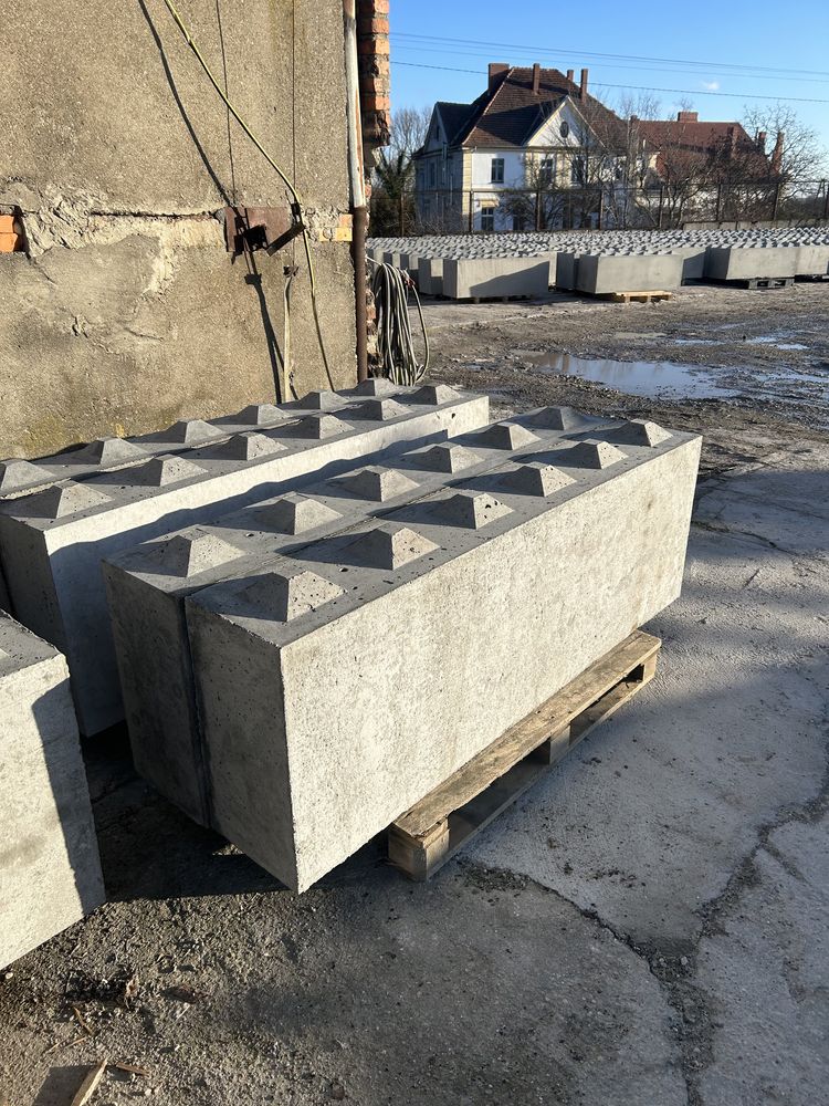 Bloki betonowe „MAXI-BLOK” Ściany oporowe, zasieki,płoty, hale,boksy