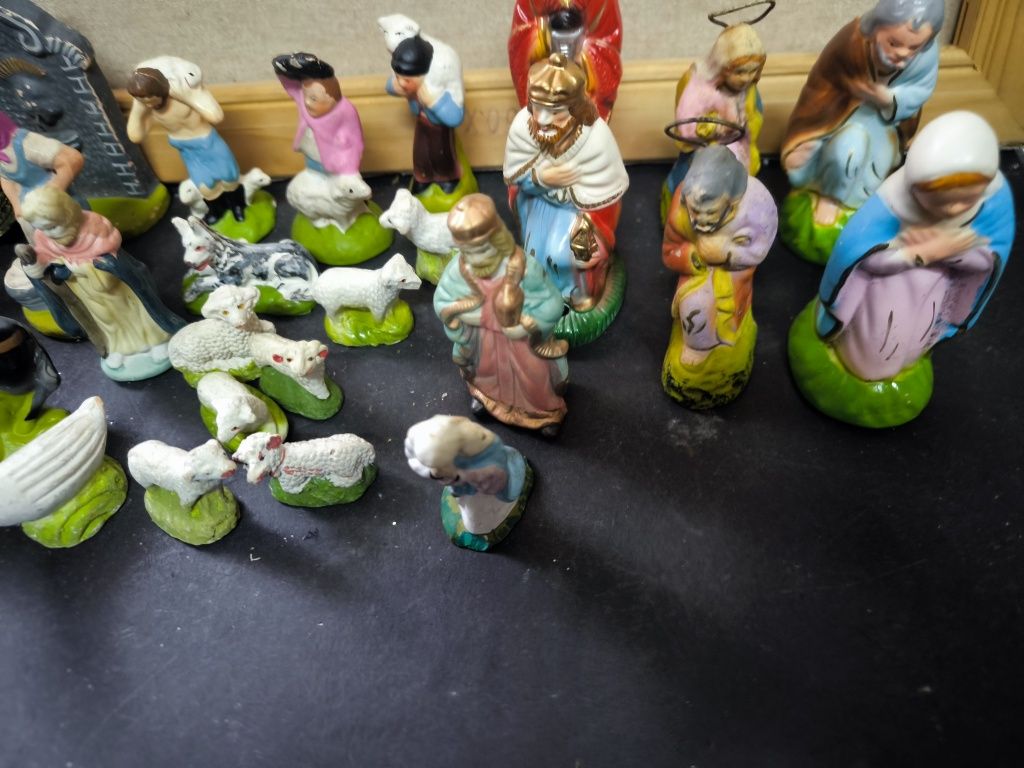 Conjunto Figuras de presépio 28 ud