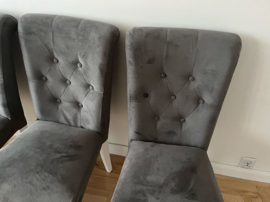 Zestaw krzeseł tapicerowanych