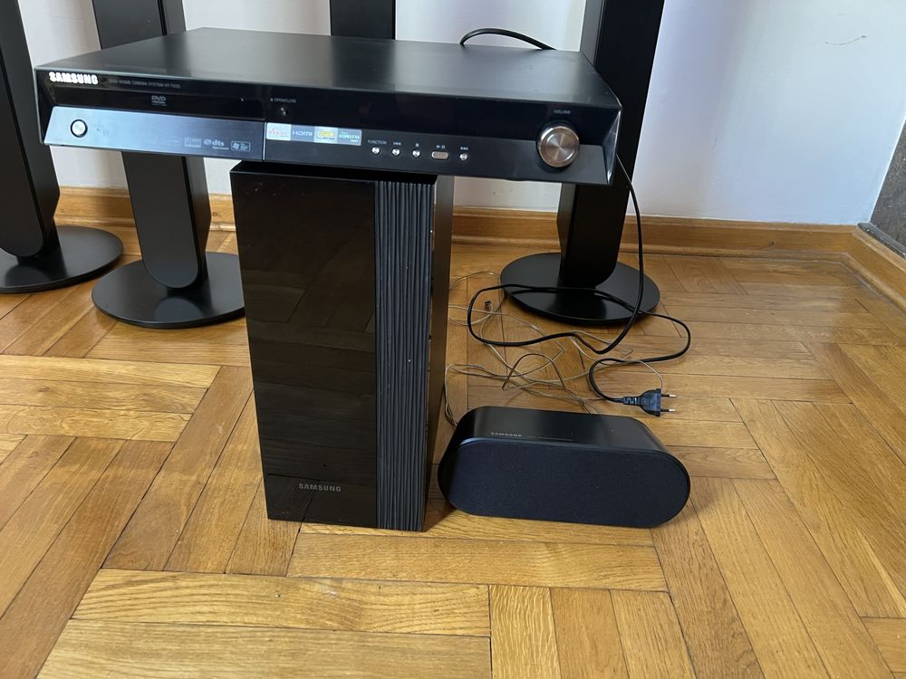 Kino domowe Samsung HT-TX 35