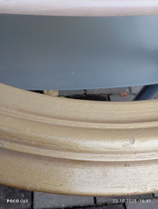 Drewniana  rama do lustra