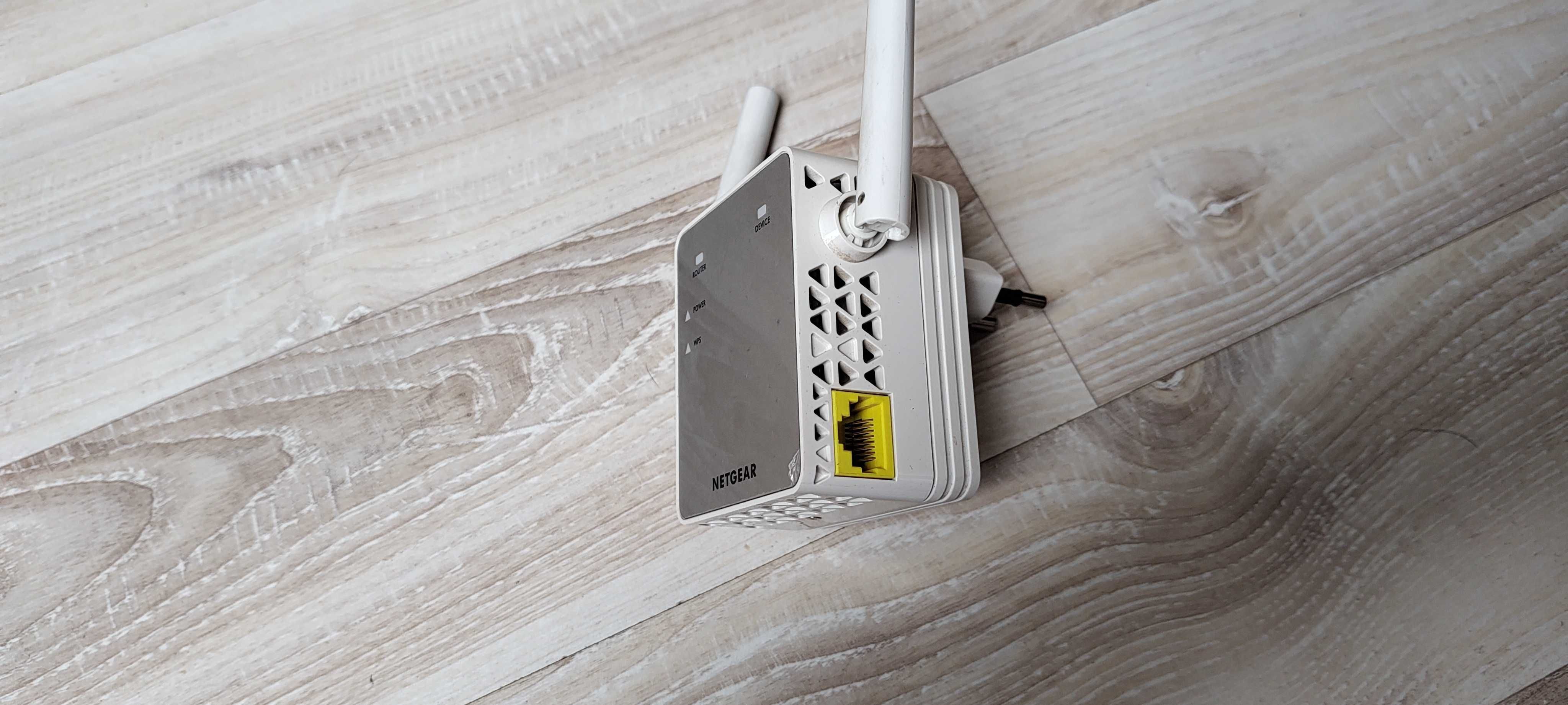 Wzmacniacz sieci NETGEAR AC750 EX3700 FOLIA