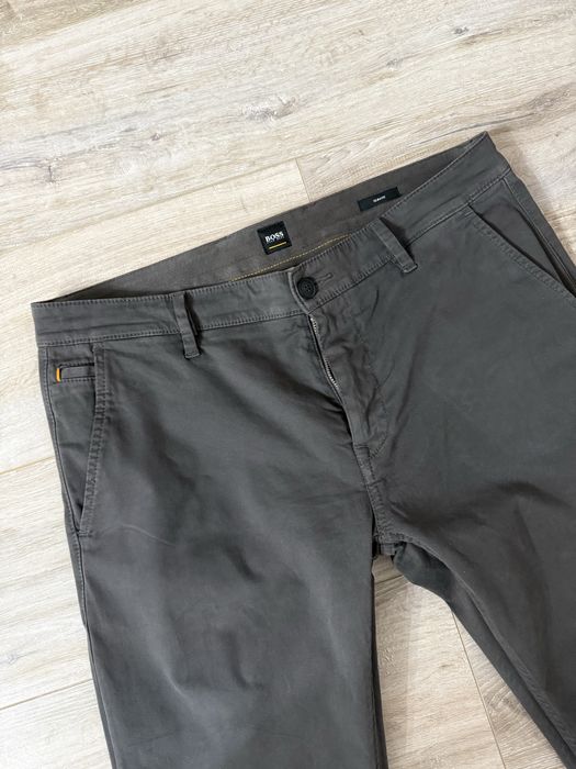 Чиносы. Брюки. Hugo Boss (оригинал). Размер 33 (50)