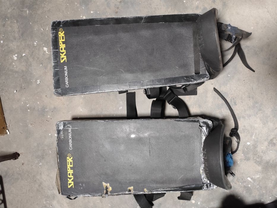 Caneleiras GR hóquei em patins Skaper