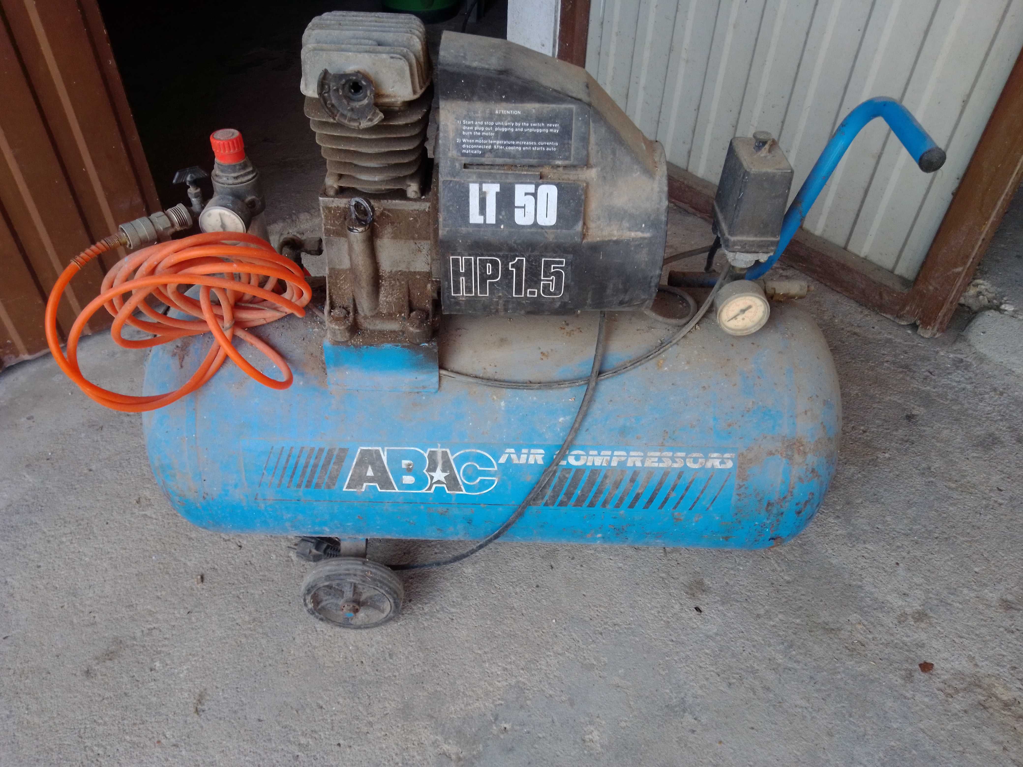 Compressor ABAC 50l HP 1.5 usado.