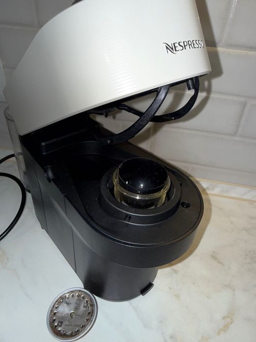 Капсульну кавомашину krups nespresso vertuo pop xn9201.