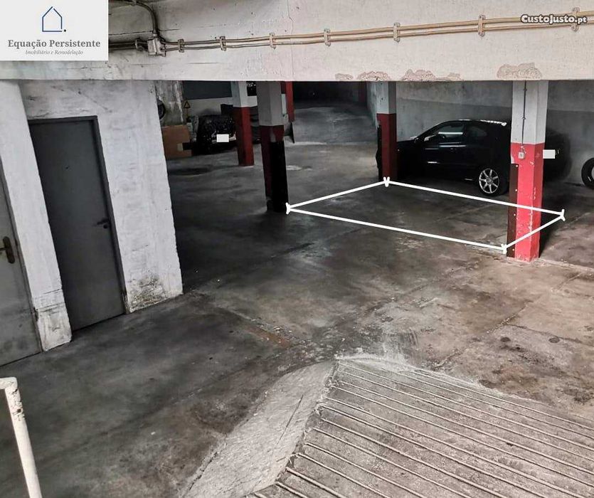 Lugar garagem centro de Guimarães