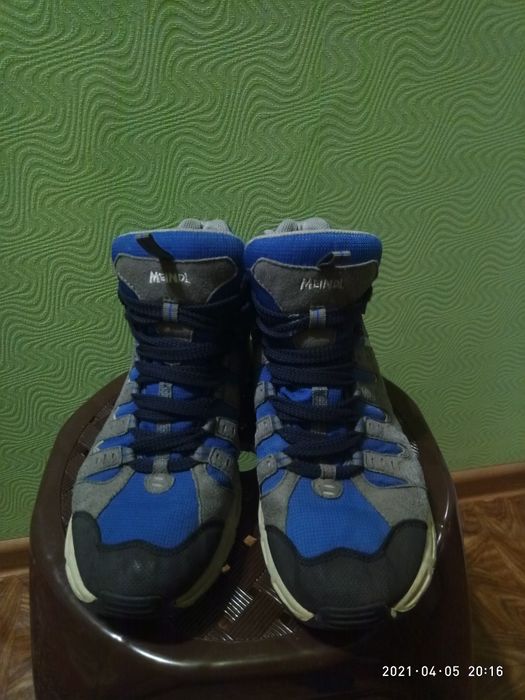 Продам кроссовки (ХОРОШЕЕ СОСТОЯНИЕ)!