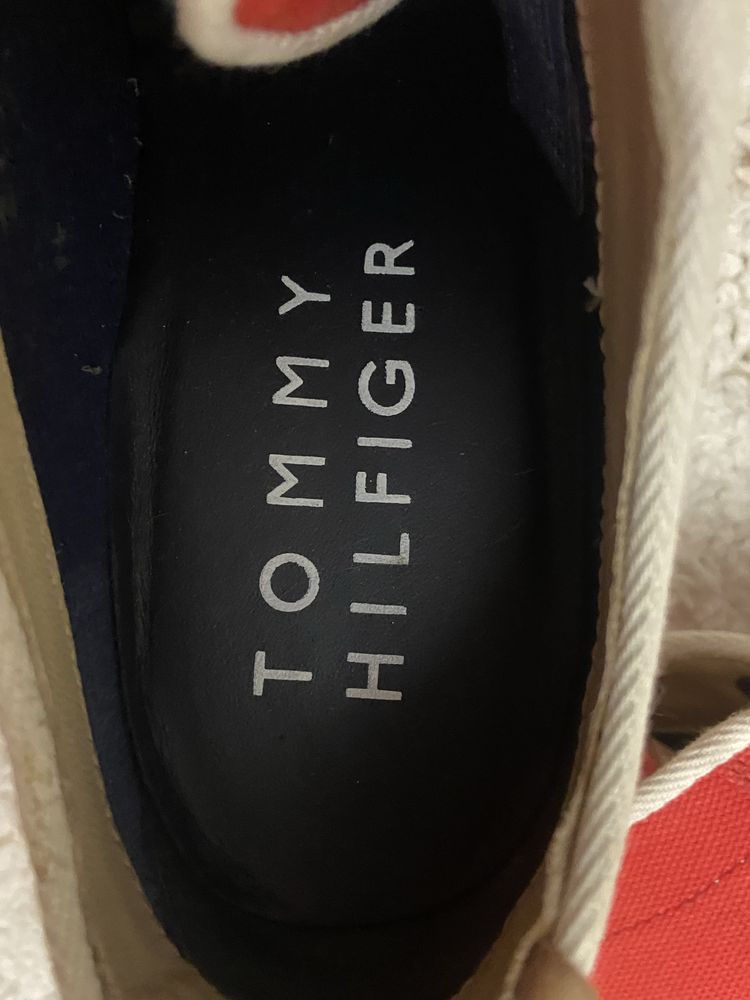 Снікерси жіночі Tommy Hilfiger STELLA 2 червоні