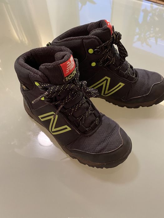 Дитячі Чоботи New Balance усісезонні. Розмір 30. Мембрана Gore-tex