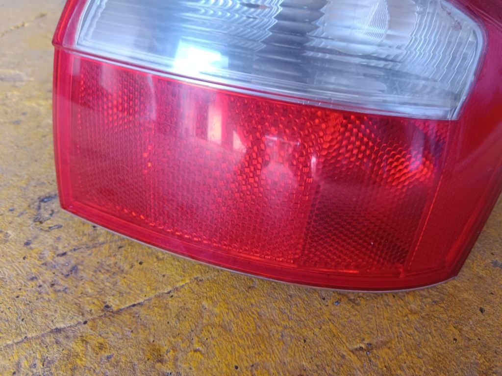 Lampa lewa i prawa audi a4 B6 sedan