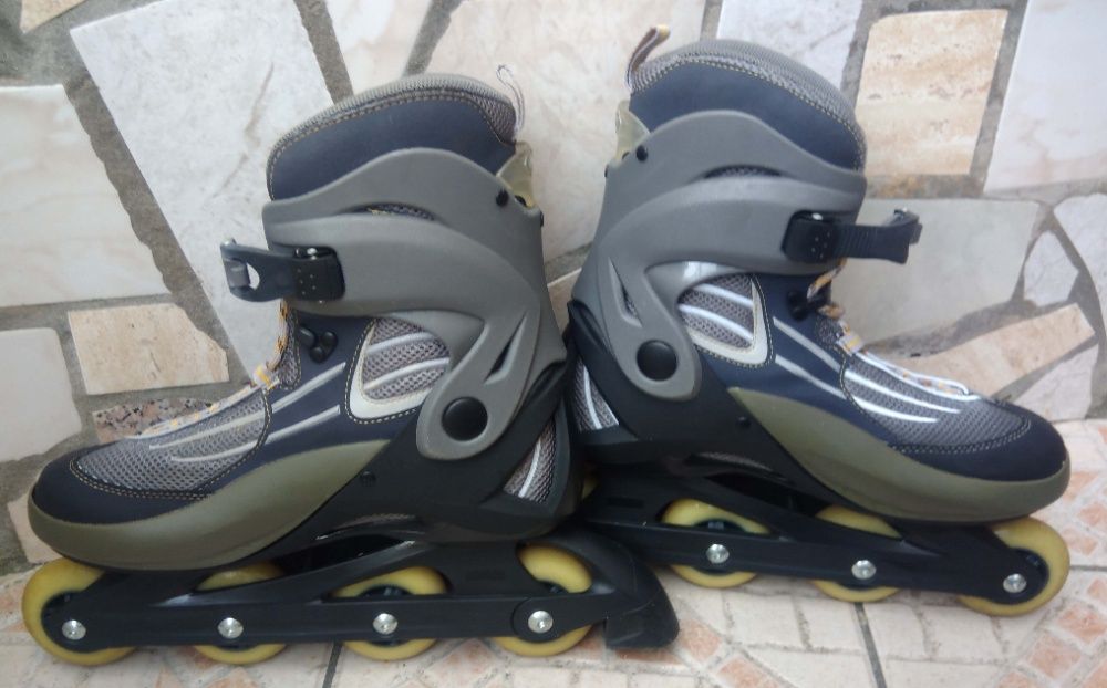 Patins em linha (tamanho 44) + bolsa transporte