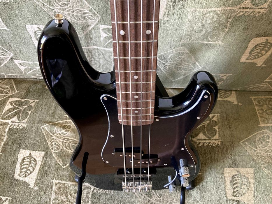 Gitara basowa Fender Squier PBass Precision Affinity PJ IL BK czarna