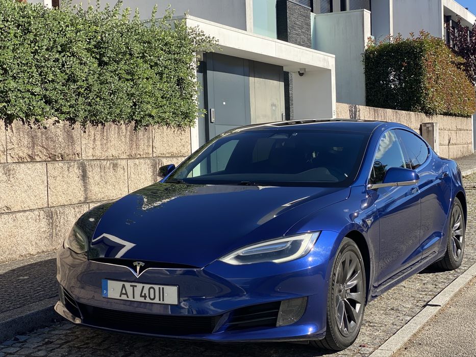 Tesla Model S 75