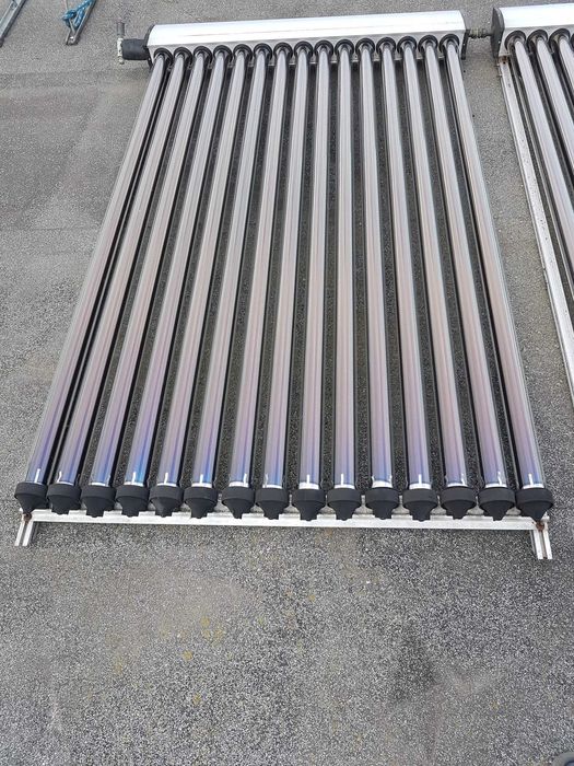 Słoneczny podgrzewacz wody, rury próżniowe, działa również zimą miedź