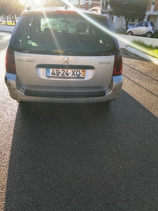 Vendo ou troco Peugeot 7 lugares 04
