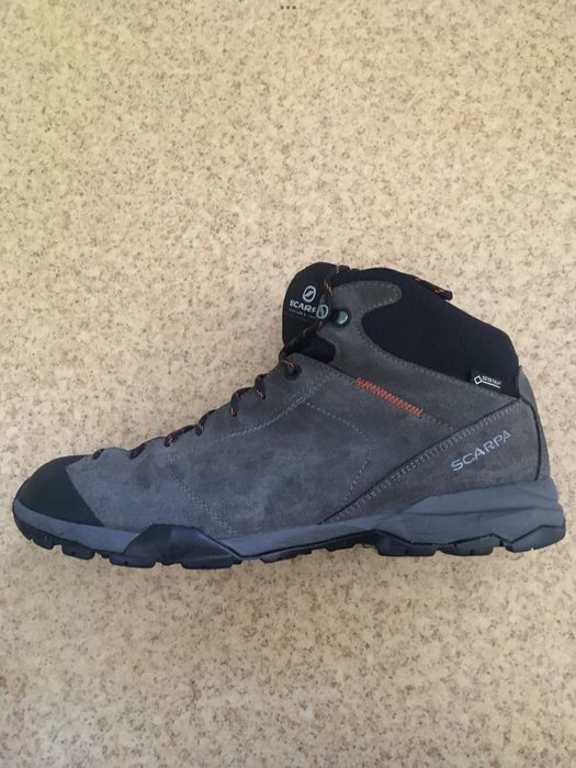 Ботинки Scarpa 42-43 Оригинал кроссовки Gore-tex