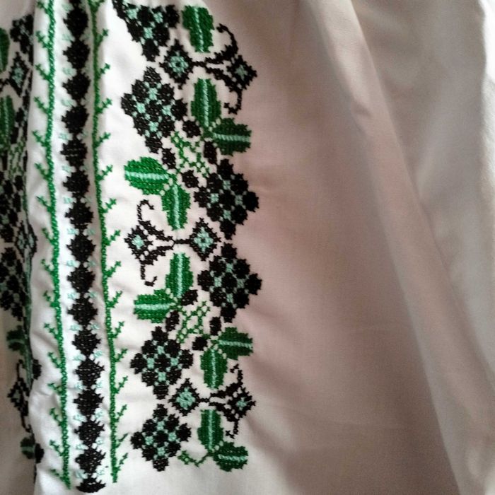 Вишиванка жіноча