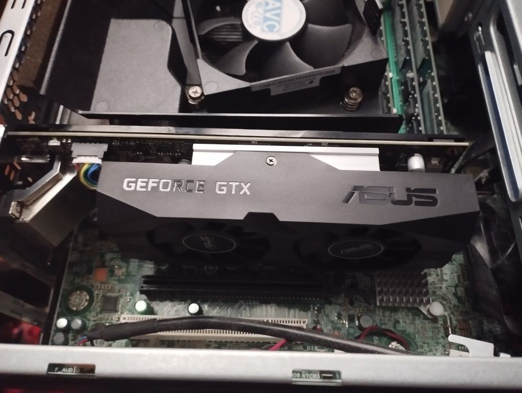 Karta graficzna GeForce GTX 1650 OC prawie nowa 4gb Asus low profile