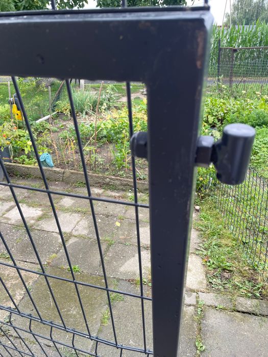 Brama panelowa skrzydłowa