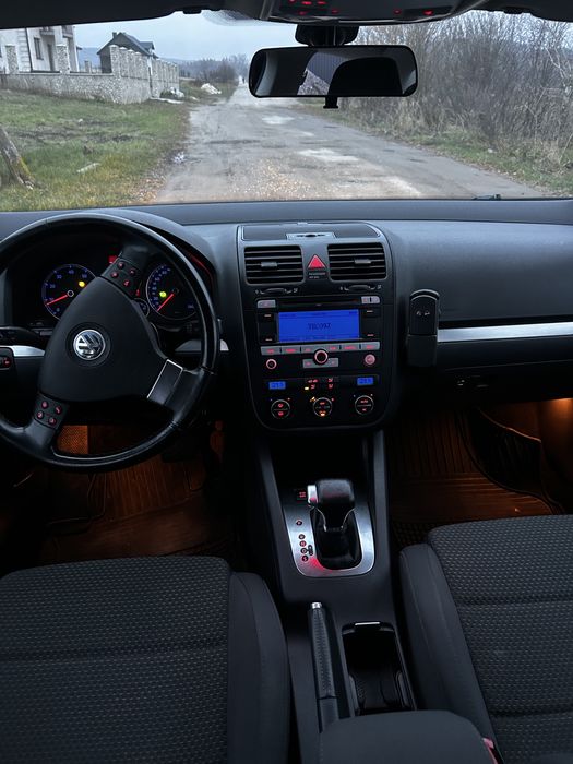 Volksvagen Jetta  Automat 90kw