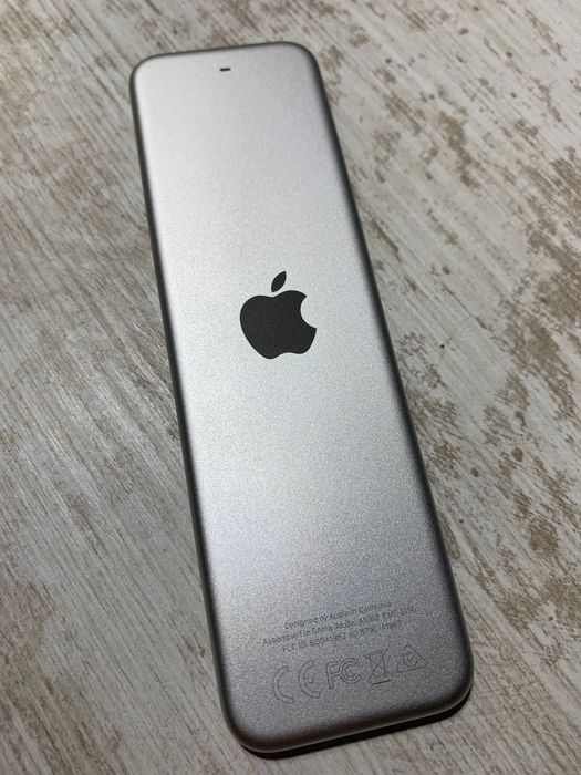 Пульт Apple Siri Remote (MLLC2) для Apple TV 4 / Apple TV 5