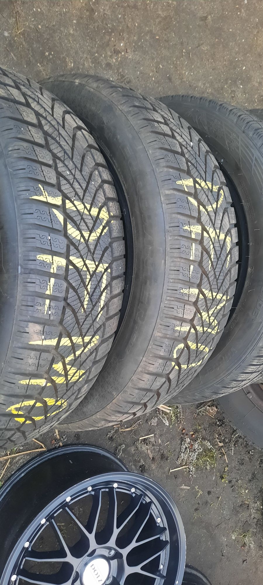 Demo Opony zimowe Falken 215/55r17 para 2023r+Gratis