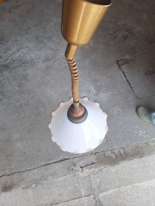 Candeeiro de teto antigo