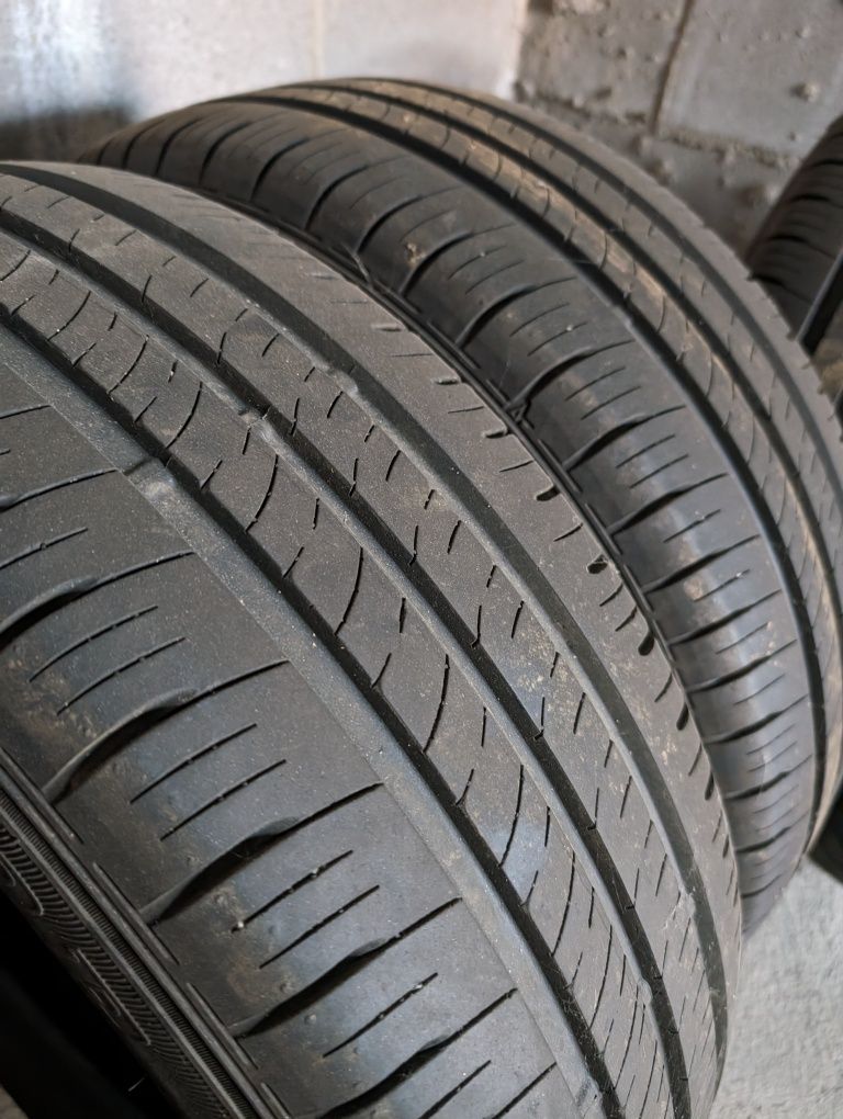 Шини резина dunlop enasave ec300 plus 215/60 r16 95v