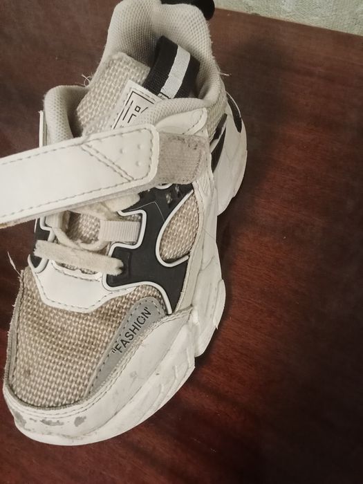 Взуття для дівчинки 31 розмір