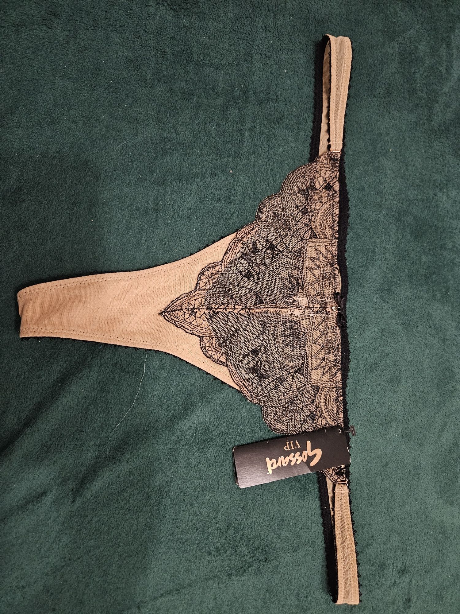 Stringi Gossard r.42/44