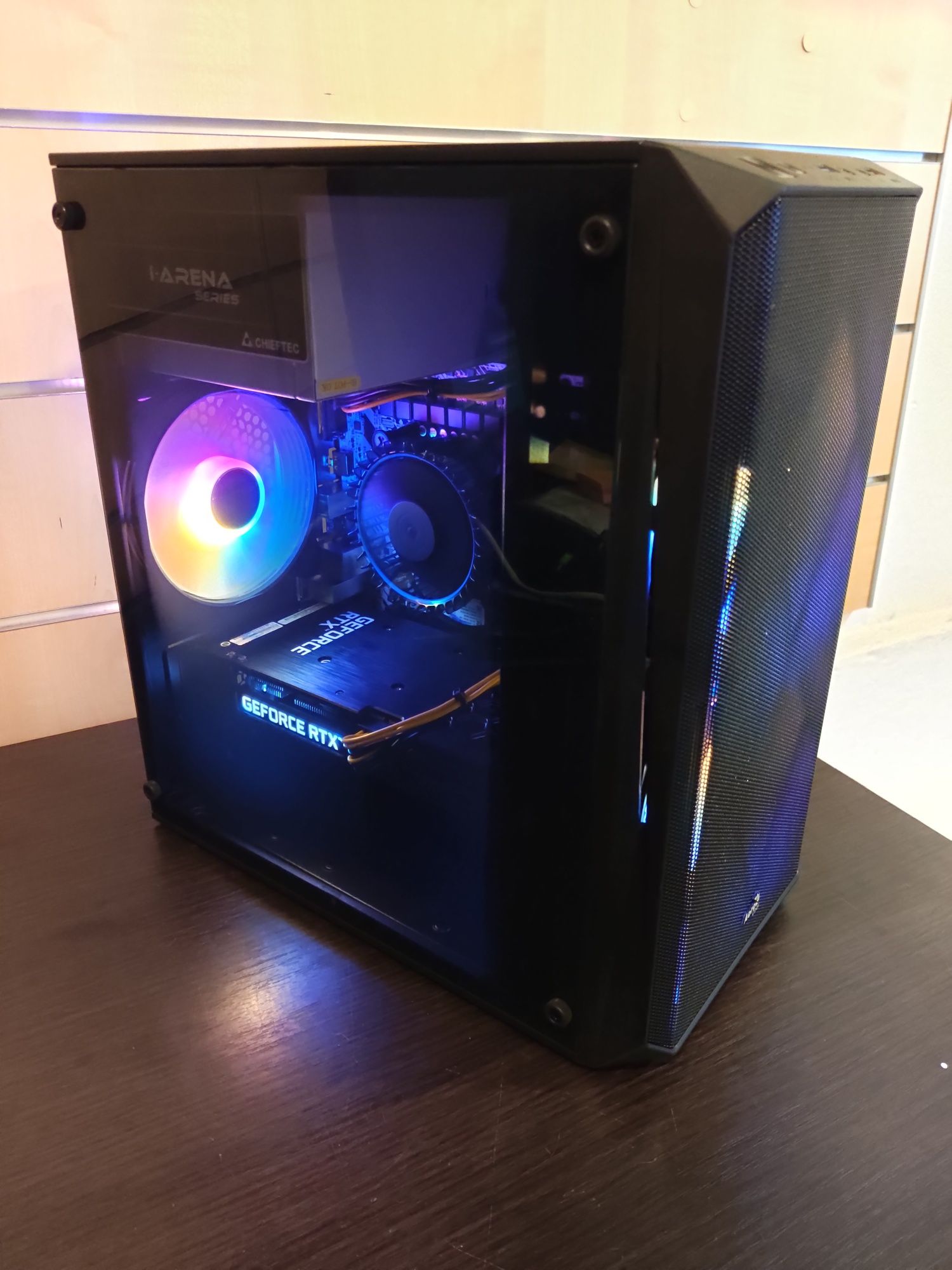 i7-13700,LED Komputer do gie,RTX 4060,16 GB, SSD,Win 11 Pro, Office