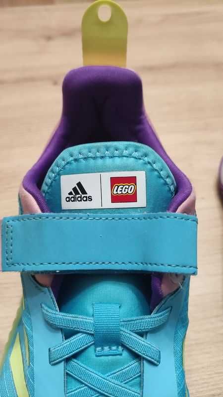 Buty dziecięce Adidas LEGO, rozmiar 36,5