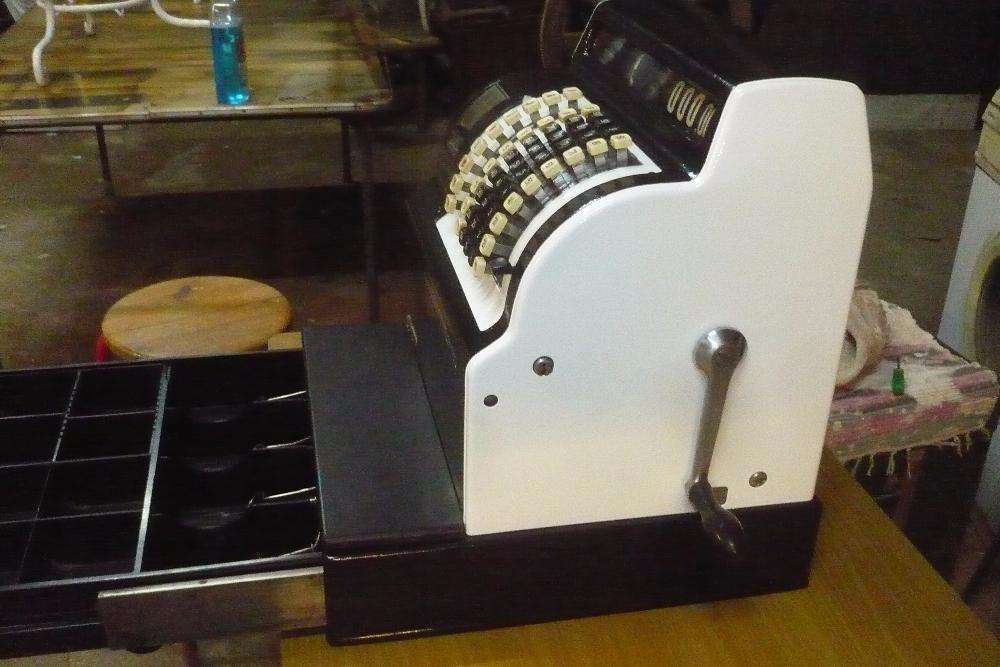 maquina registadora antiga