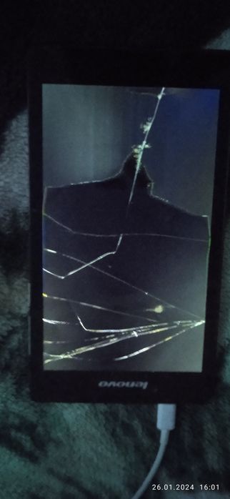 Планшет Леонова разбит экран и дисплей