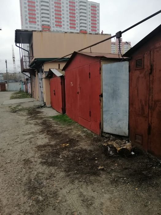 Продам металевий гараж в  ГК "Металург"